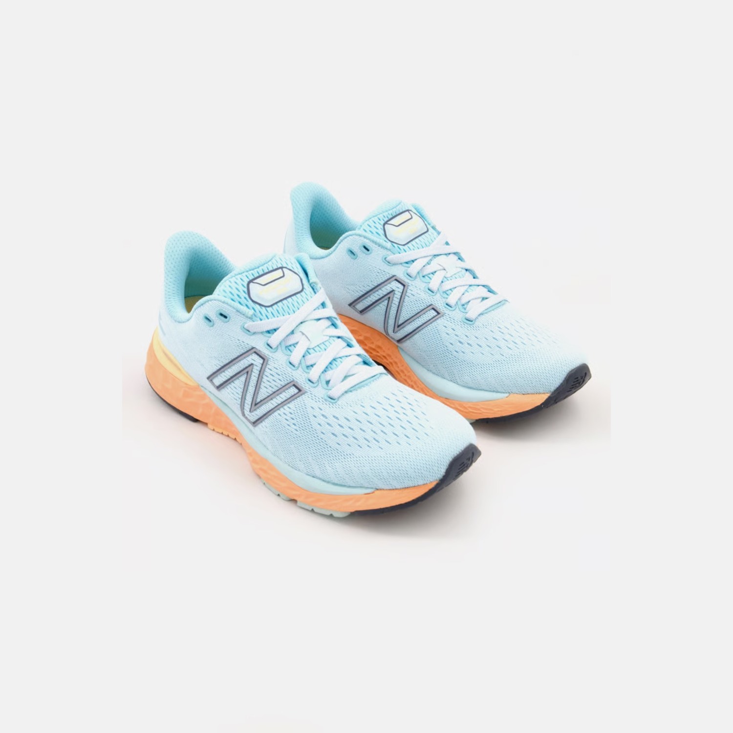 photo-output (28) New Balance Fresh foamکفش اسپورت کدمحصولW880G11 - Image 1