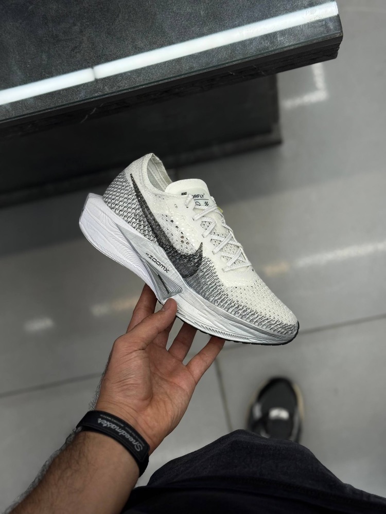 IMG_8301 Nike VaporFly3کفش اسپورت کدمحصولDV4130-100 - Image 1