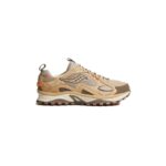 SAUCONY